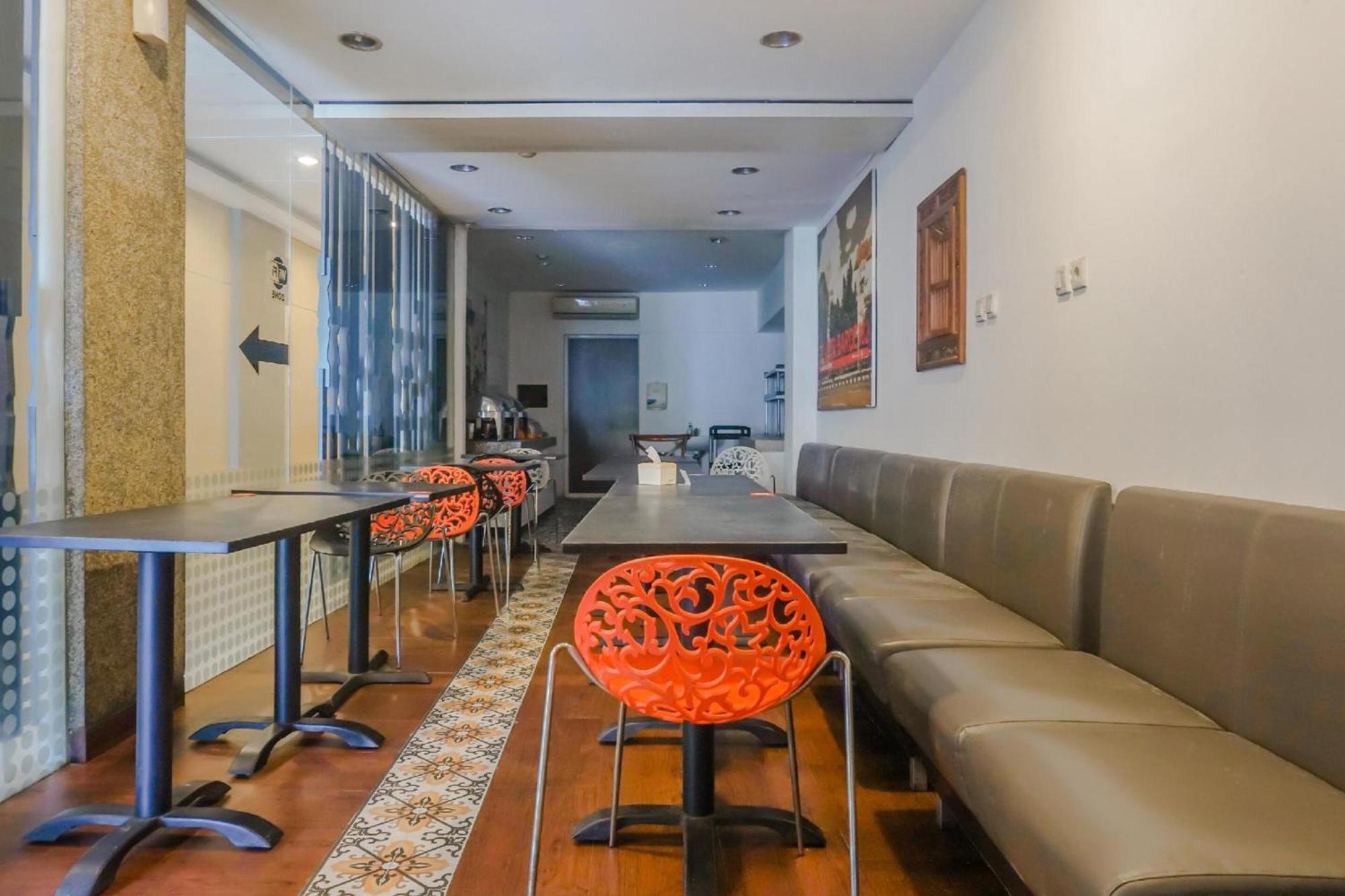 Collection O Hotel Antara Jakarta Ngoại thất bức ảnh