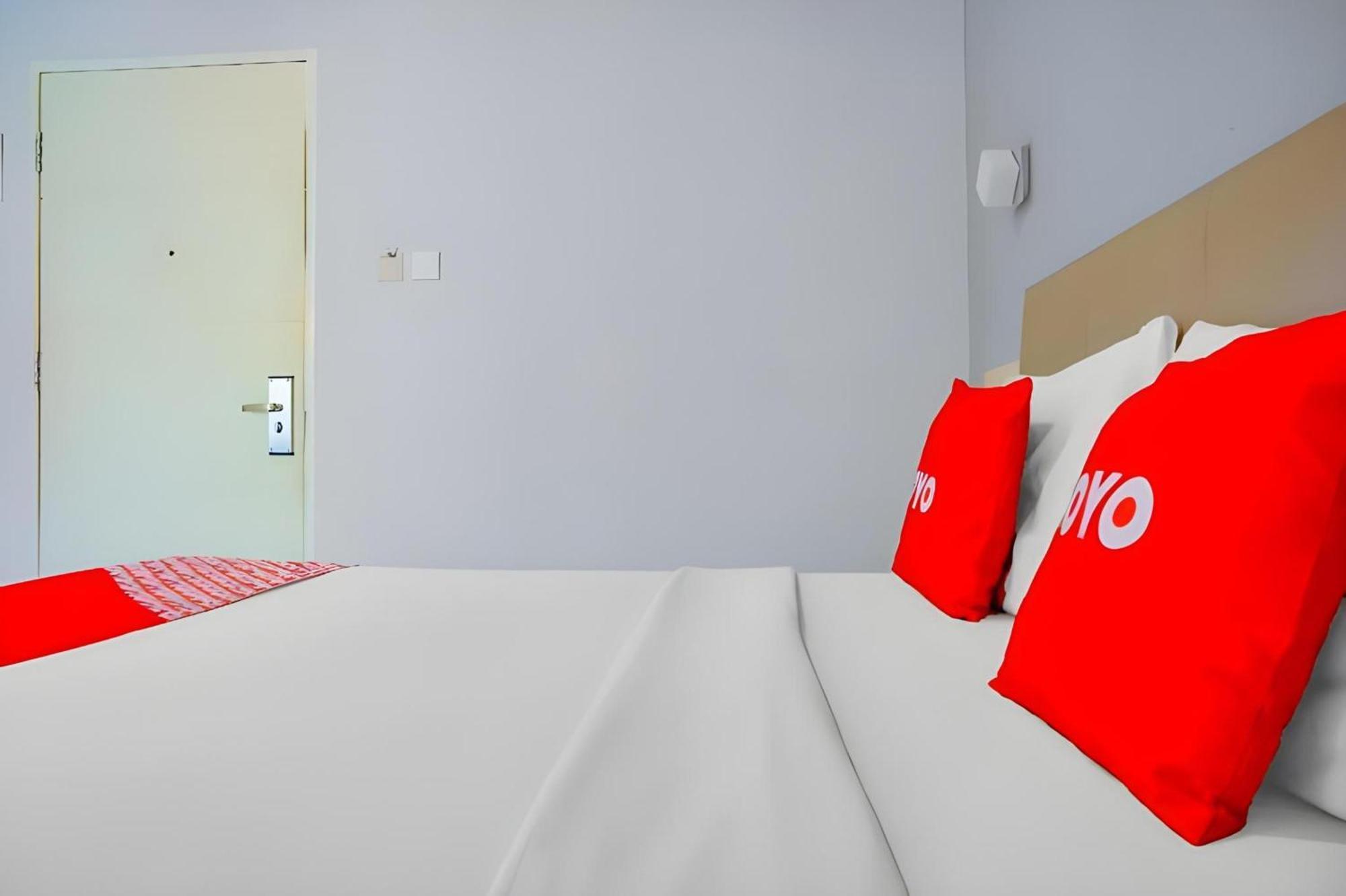 Collection O Hotel Antara Jakarta Ngoại thất bức ảnh