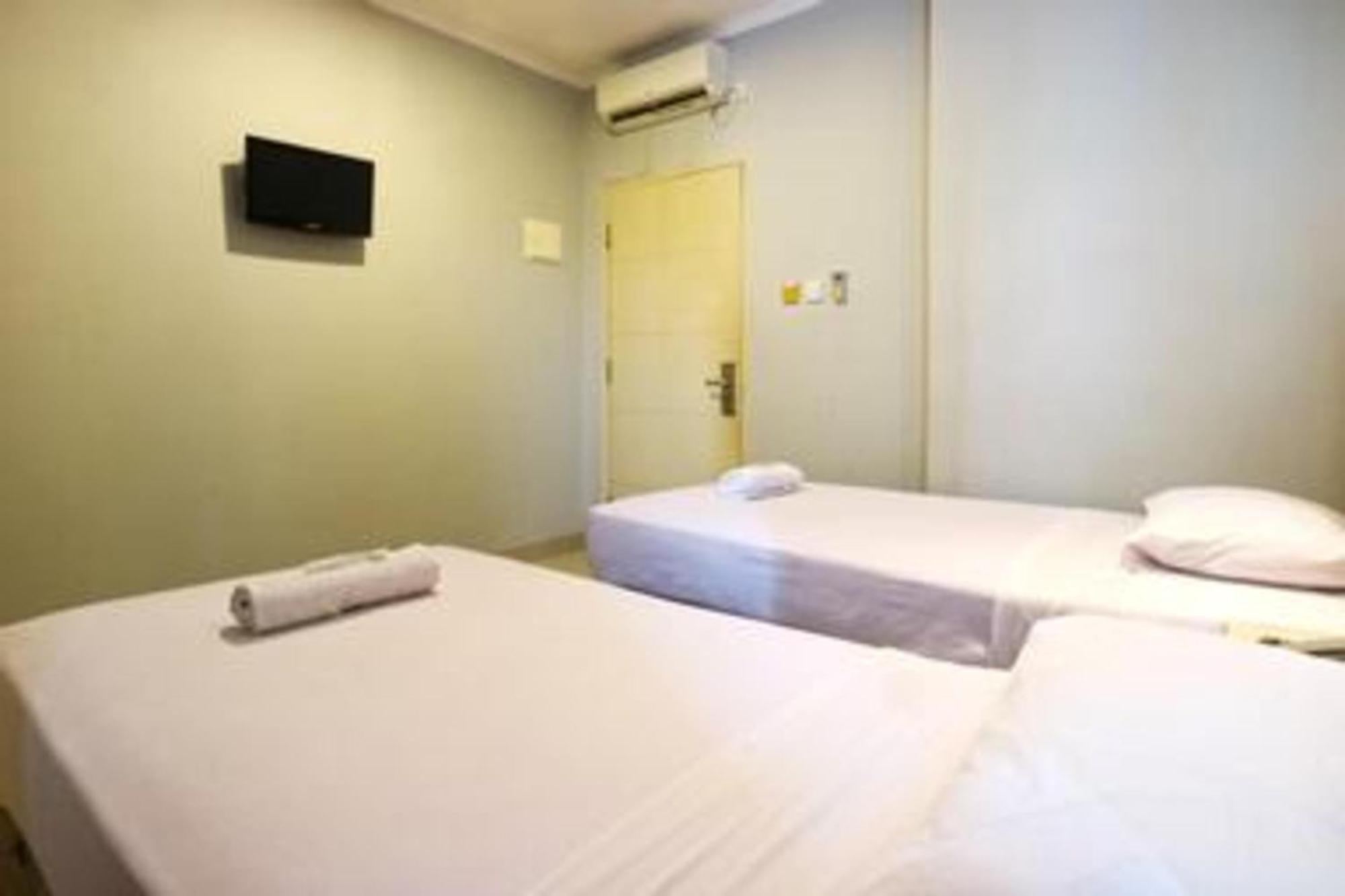 Collection O Hotel Antara Jakarta Ngoại thất bức ảnh