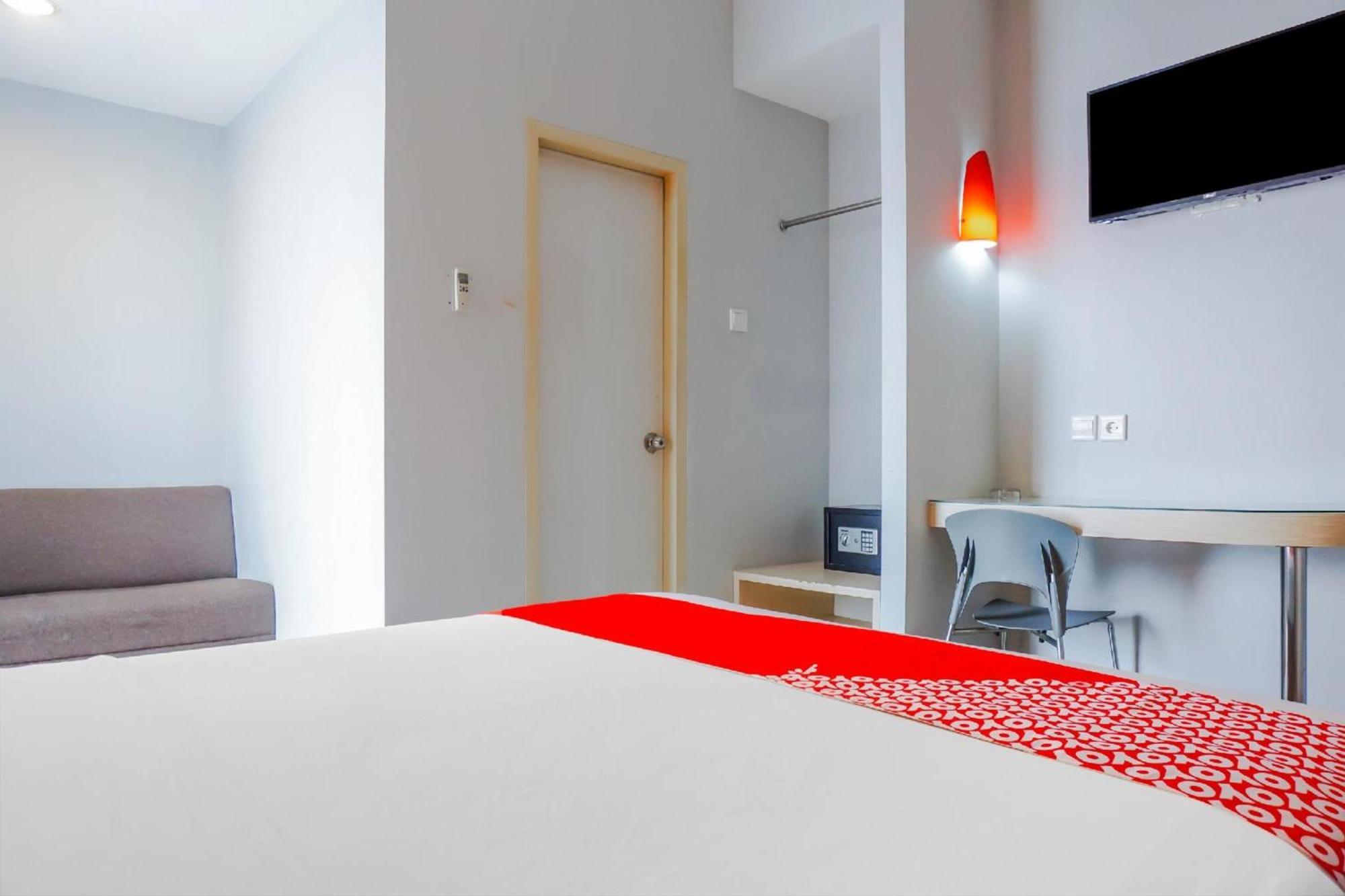 Collection O Hotel Antara Jakarta Ngoại thất bức ảnh